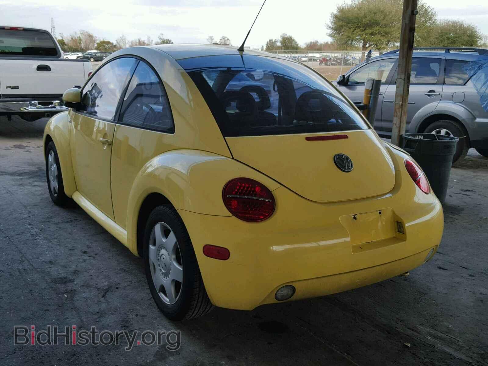 2000 VOLKSWAGEN BEETLE - VIN: 3VWCF21C7YM421641 - Фото 3