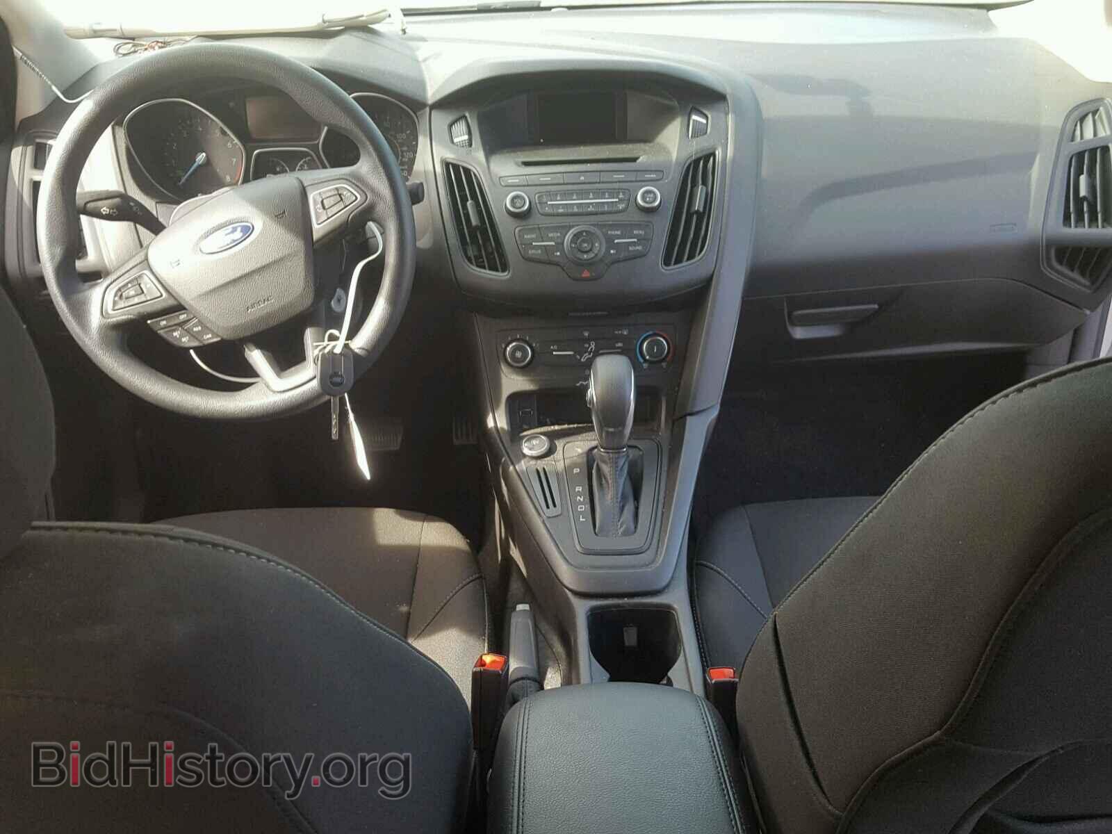 2017 FORD FOCUS - VIN: 1FADP3F25HL242323 - Фото 9