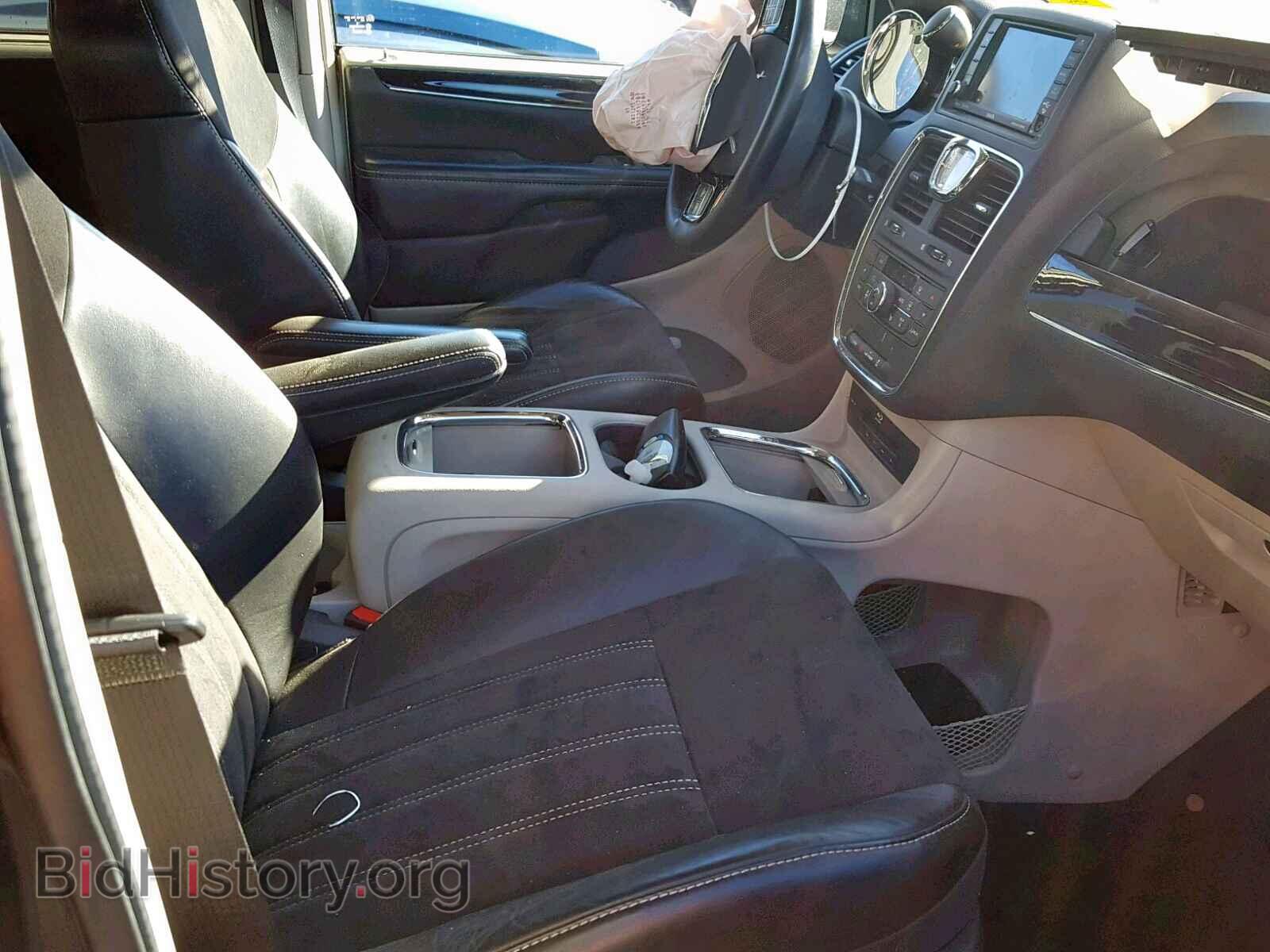2016 CHRYSLER TOWN & COU - VIN: 2C4RC1JG0GR121367 - Фото 5