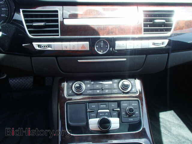 2012 AUDI A8 - VIN: WAURVAFD7CN026186 - Фото 10