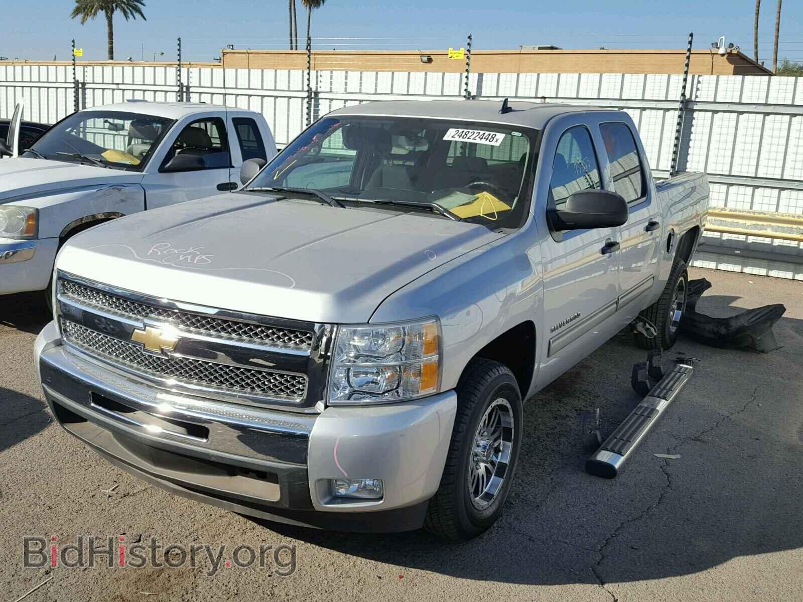 2011 CHEVROLET SILVERADO - VIN: 3GCPCSE05BG352824 - Фото 2