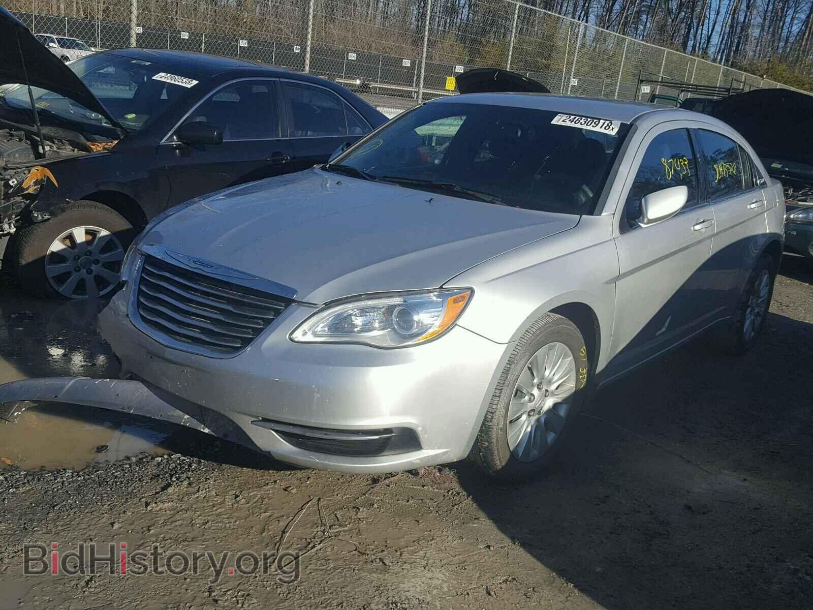 2012 CHRYSLER 200 - VIN: 1C3CCBAB4CN319719 - Фото 2