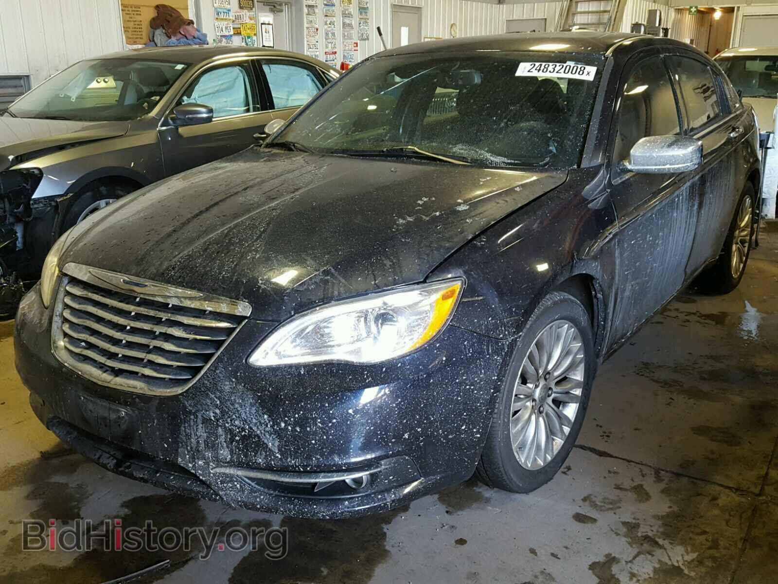 2012 CHRYSLER 200 - VIN: 1C3CCBCG0CN197384 - Фото 2