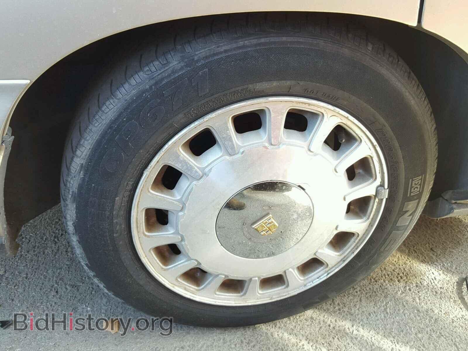1998 CADILLAC DEVILLE - VIN: 1G6KD54Y2WU773065 - Photo 9
