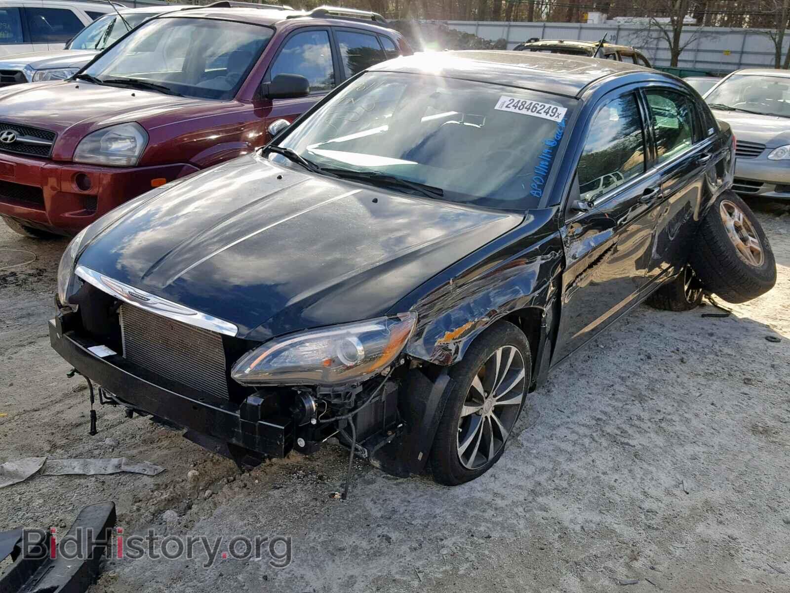 2013 CHRYSLER 200 - VIN: 1C3CCBCG2DN751851 - Photo 2