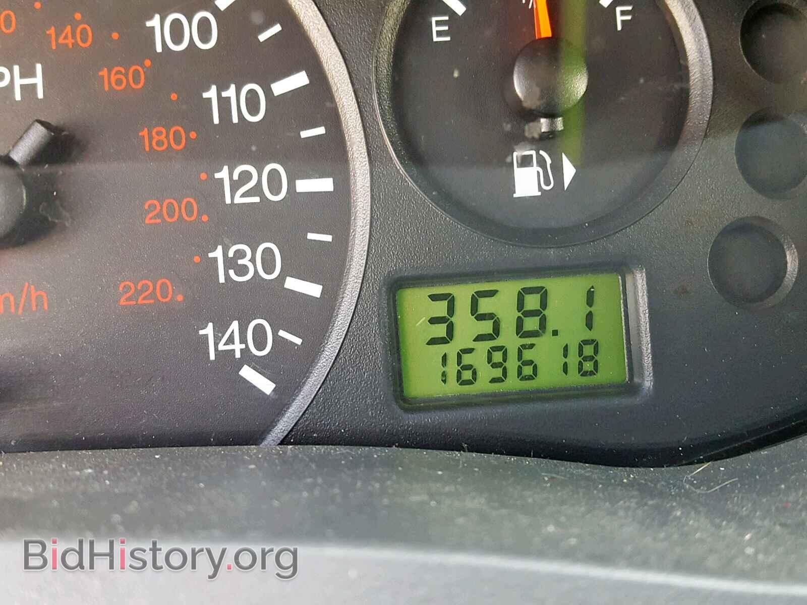 2005 FORD FOCUS - VIN: 1FAFP36N75W266314 - Фото 8