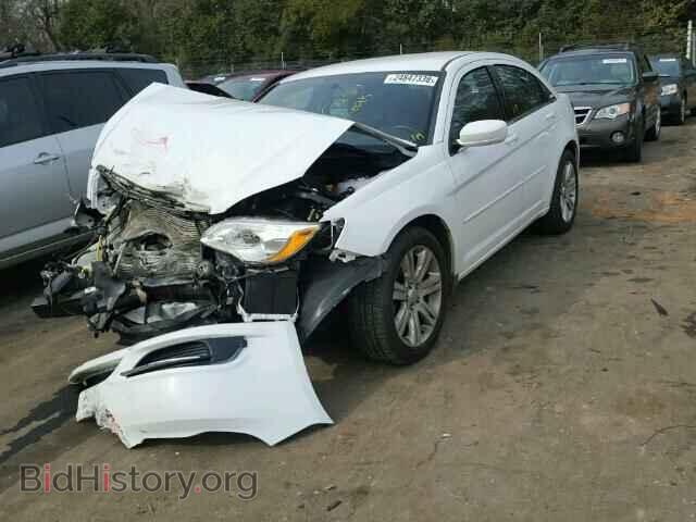 2013 CHRYSLER 200 - VIN: 1C3CCBBB7DN732394 - Фото 2
