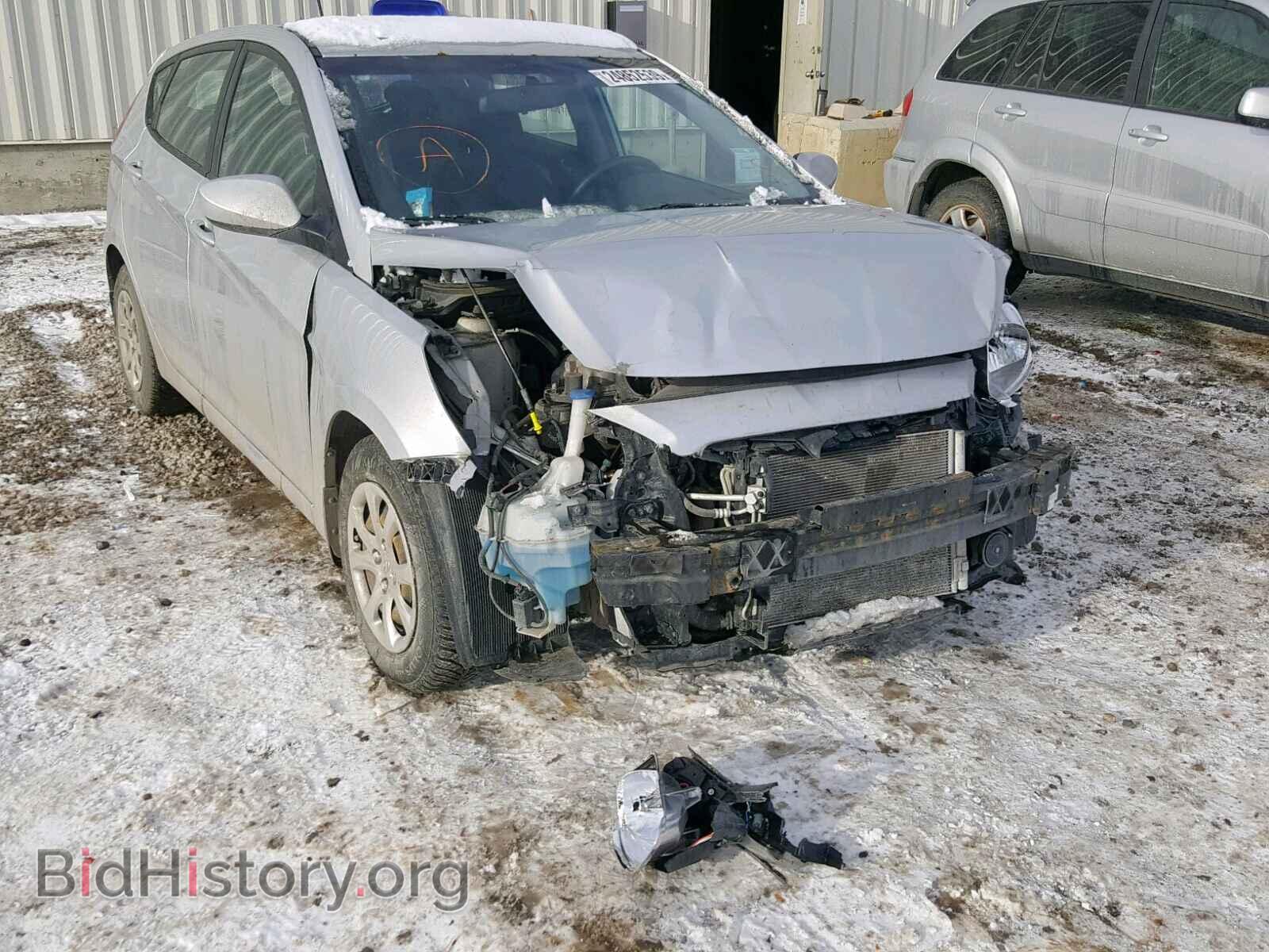 Фотография KMHCT5AE9DU103570 - HYUNDAI ACCENT 2013