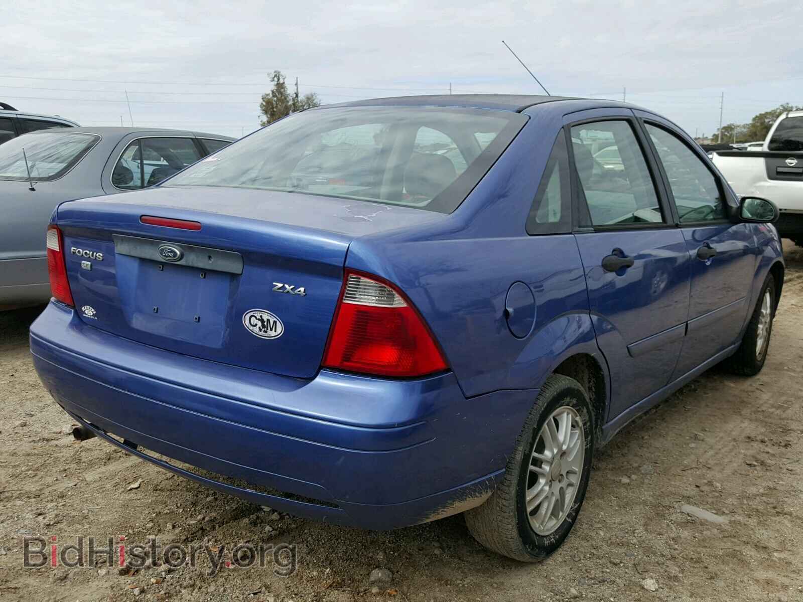 2005 FORD FOCUS - VIN: 1FAFP34N95W191098 - Фото 4
