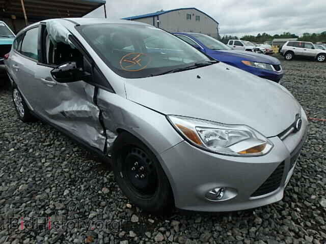 Photo 1FAHP3K28CL137856 - FORD FOCUS 2012