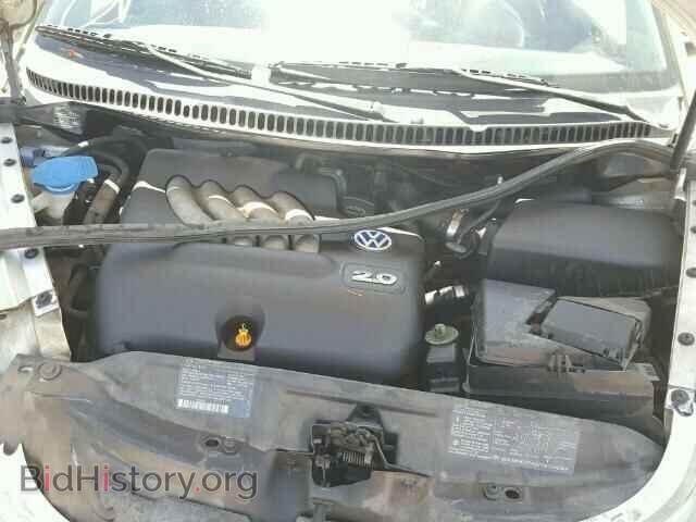 2000 VOLKSWAGEN BEETLE - VIN: 3VWBC21C8YM400415 - Фото 7