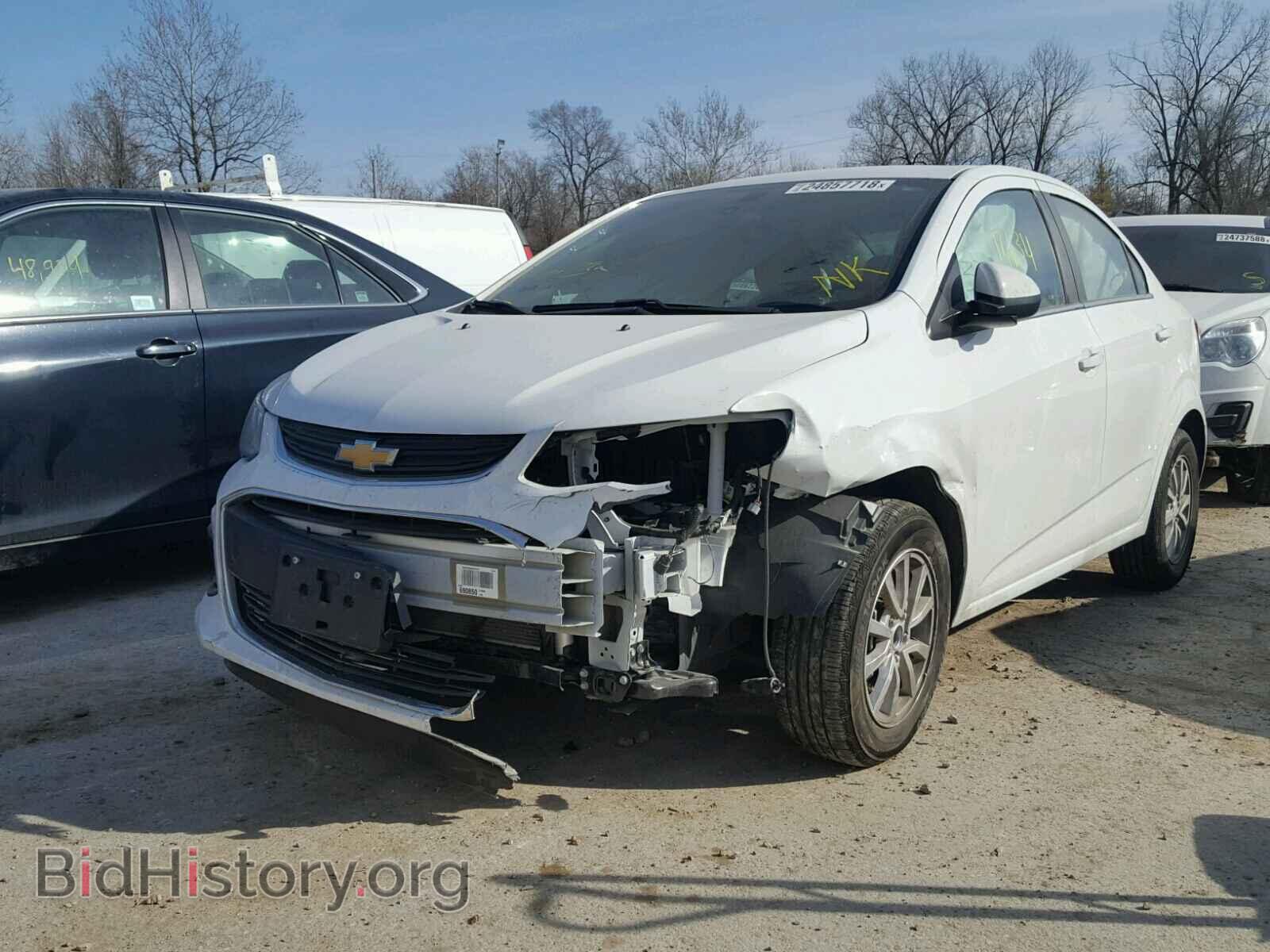 2017 CHEVROLET SONIC - VIN: 1G1JD5SH8H4144319 - Фото 2