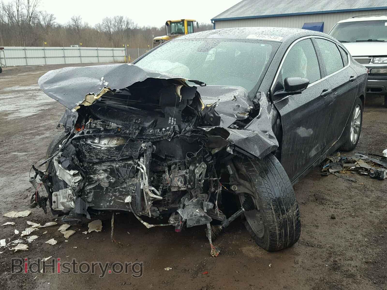2016 CHRYSLER 200 - VIN: 1C3CCCAB8GN152602 - Photo 2