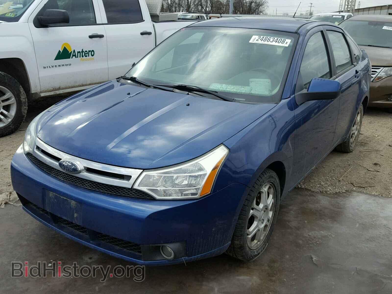 2009 FORD FOCUS - VIN: 1FAHP36N29W194677 - Фото 2