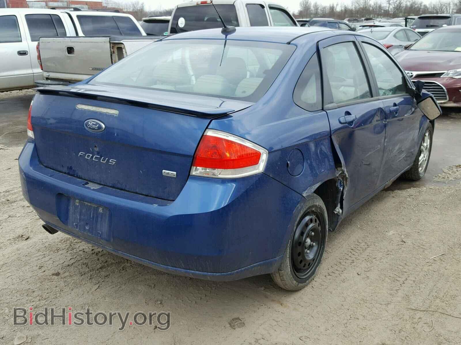 2009 FORD FOCUS - VIN: 1FAHP36N29W194677 - Фото 4