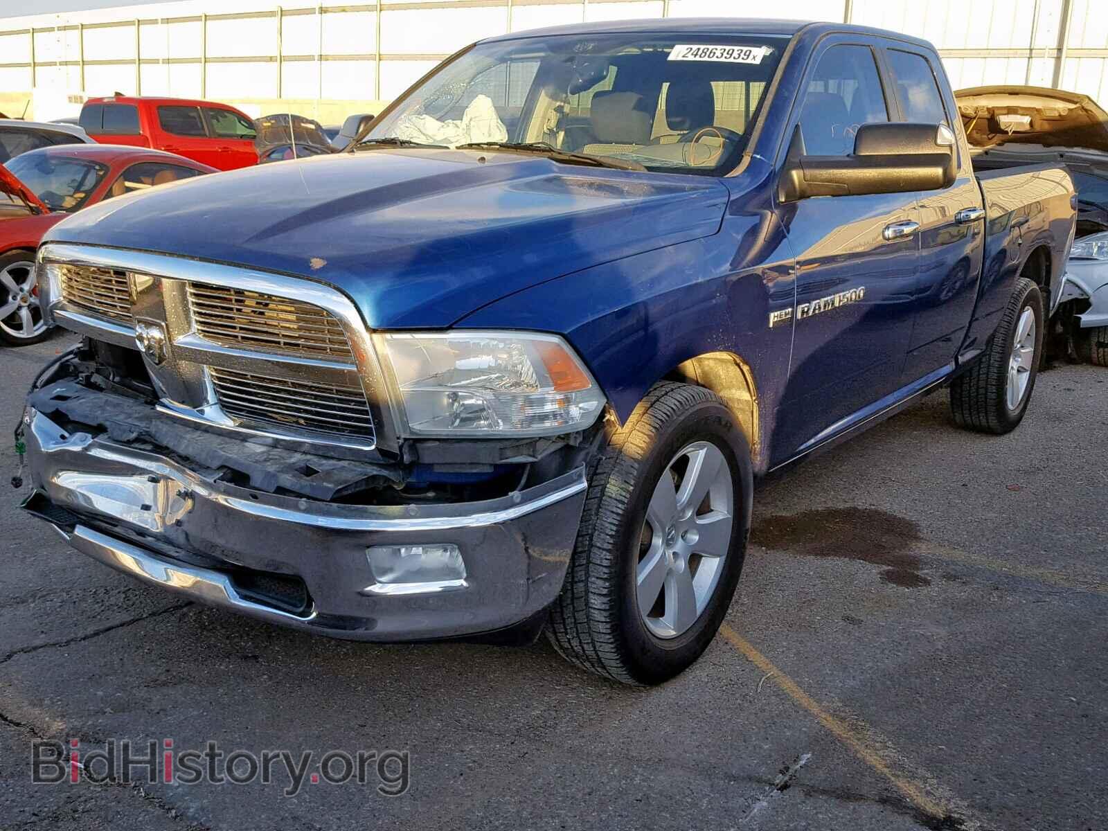2011 DODGE RAM 1500 - VIN: 1D7RB1GT4BS574198 - Фото 2