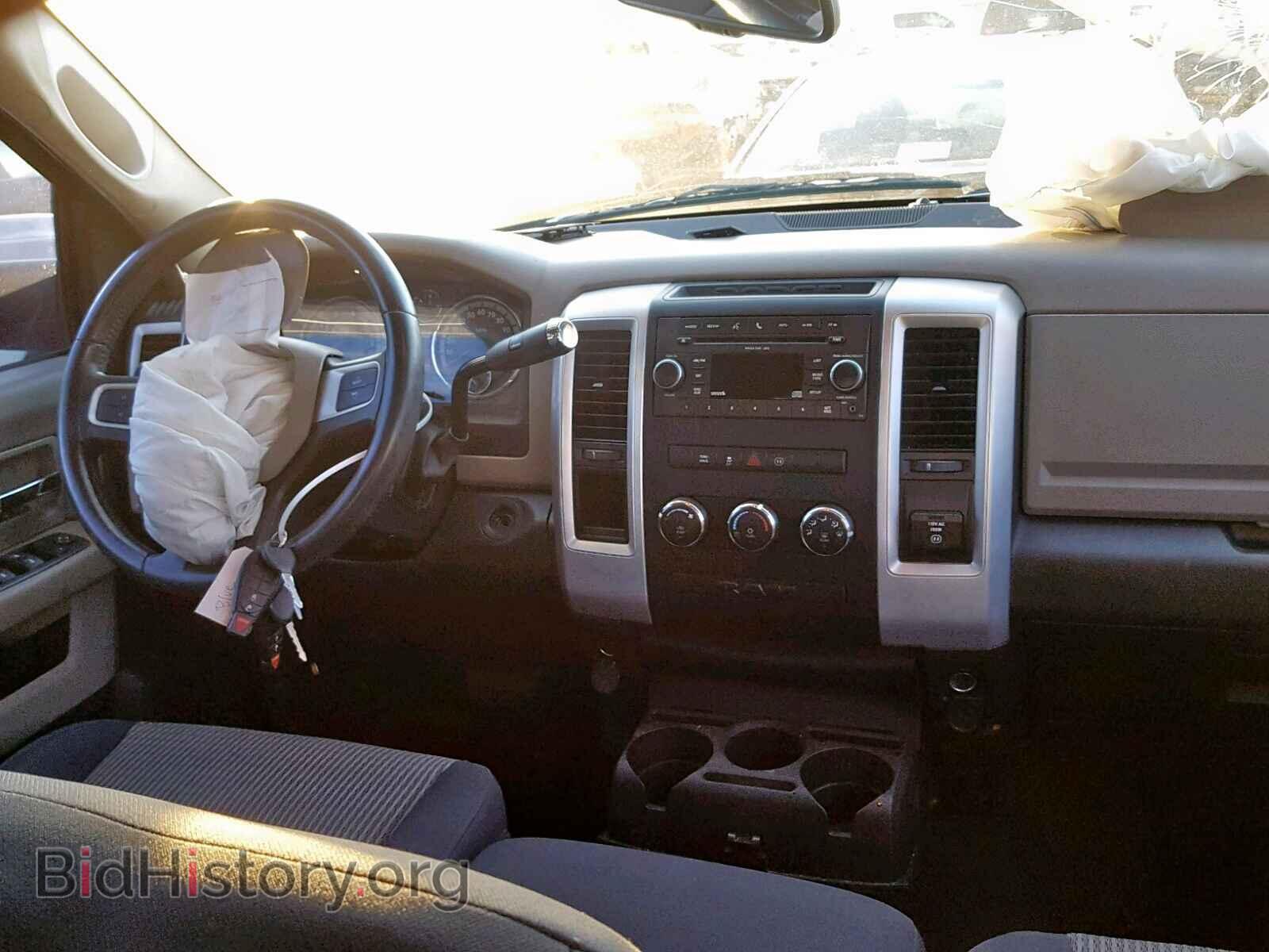 2011 DODGE RAM 1500 - VIN: 1D7RB1GT4BS574198 - Фото 9