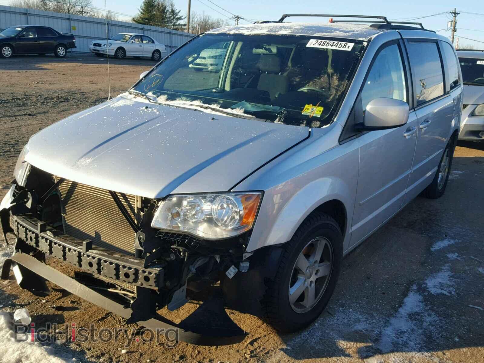 2011 DODGE CARAVAN - VIN: 2D4RN3DG5BR700951 - Photo 2