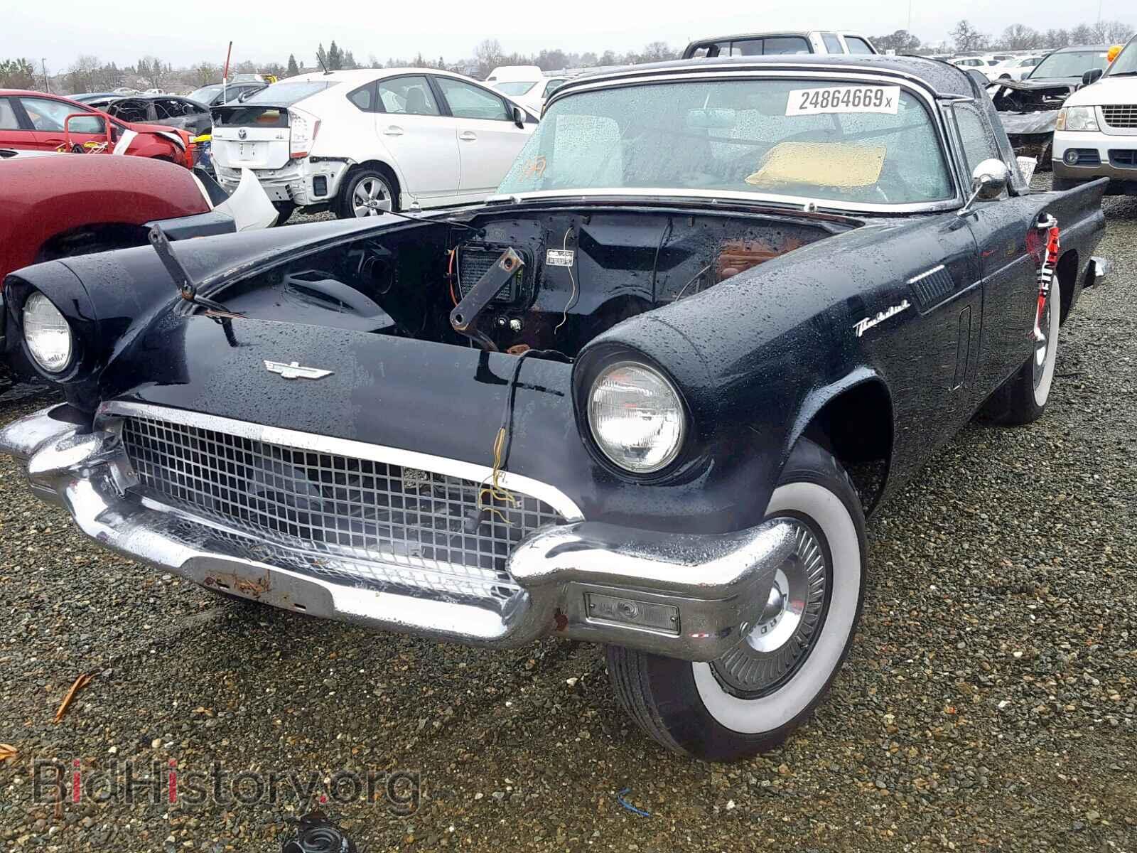 1957 FORD TBIRD - VIN: D7FH358297 - Фото 2
