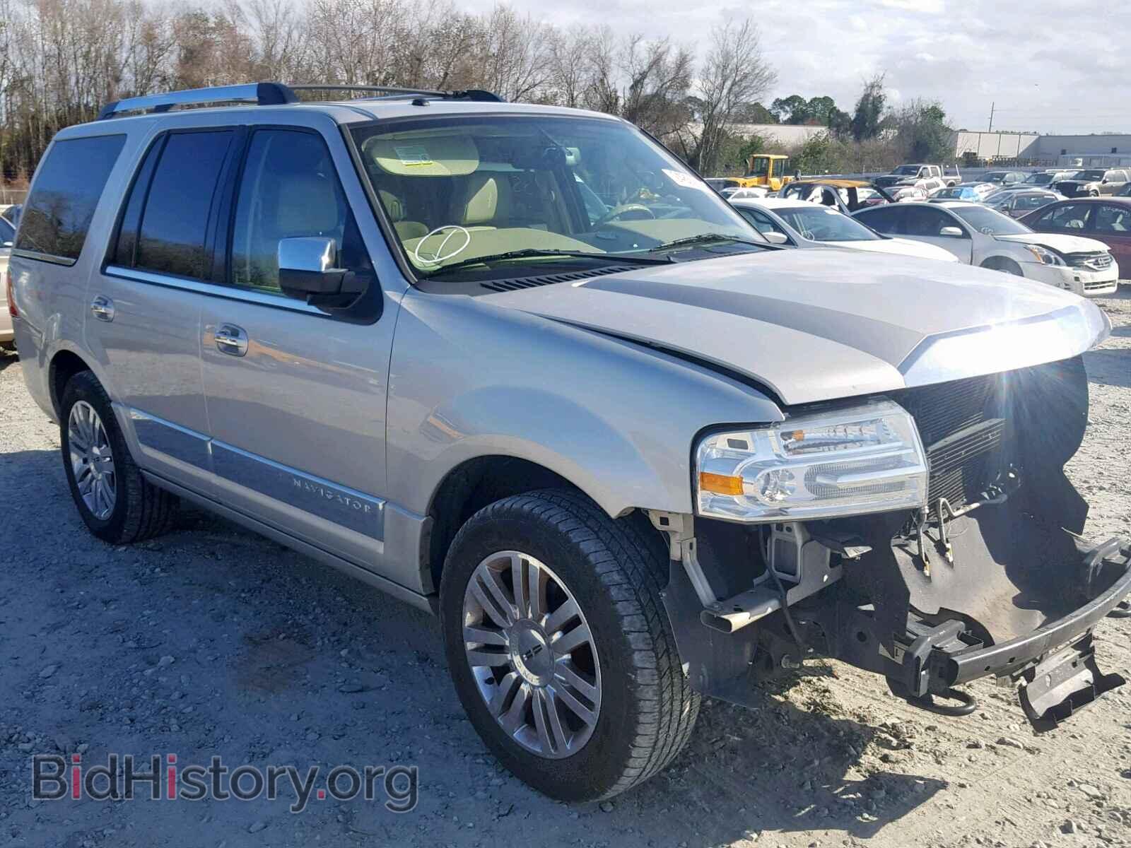 Photo 5LMFU28537LJ10858 - LINCOLN NAVIGATOR 2007
