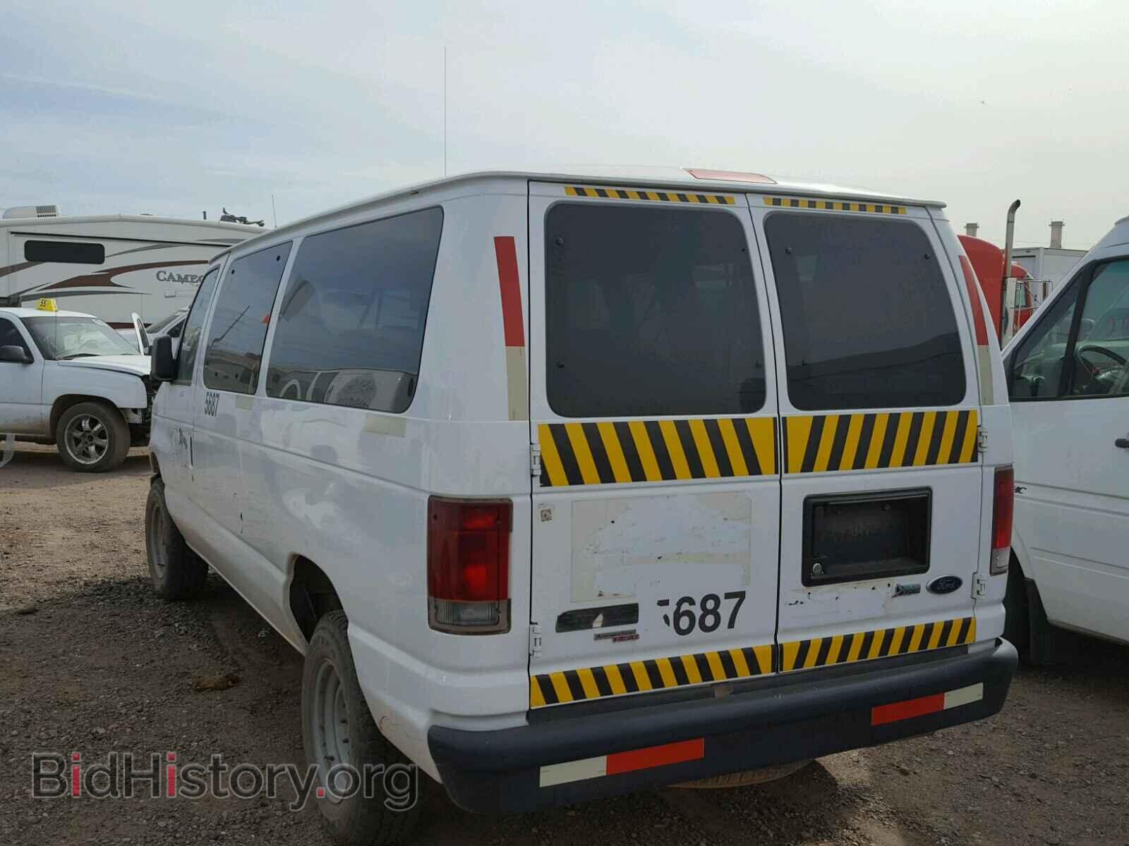 2011 FORD ECONOLINE - VIN: 1FBNE3BL9BDA28668 - Фото 3