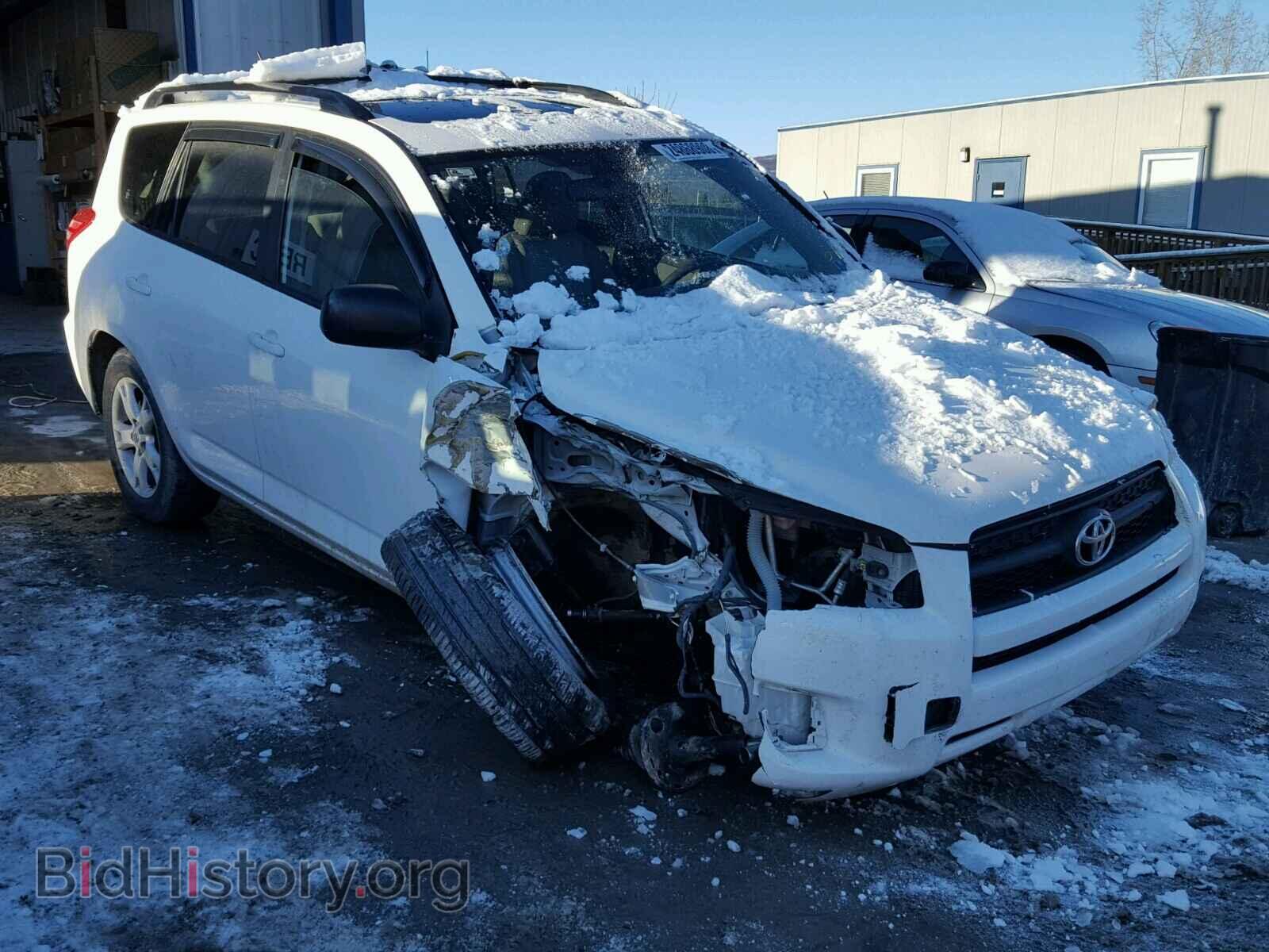 Фотография JTMBF4DV5B5045669 - TOYOTA RAV4 2011