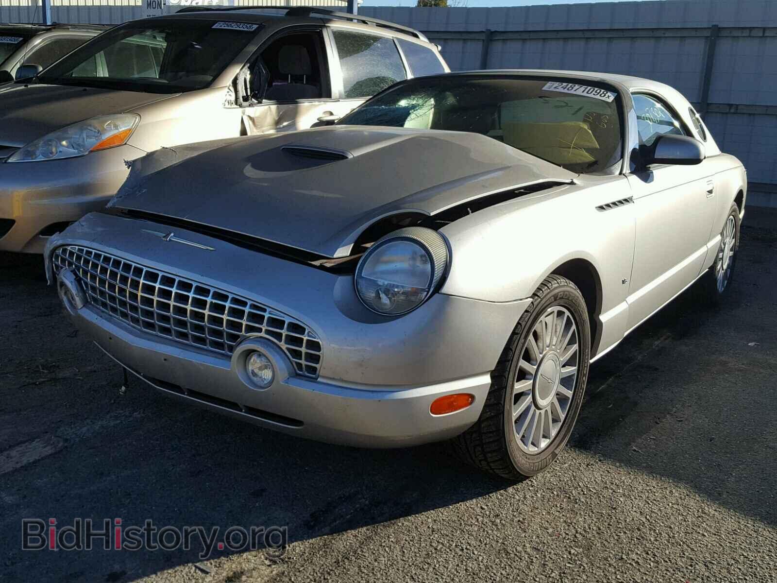 2004 FORD TBIRD - VIN: 1FAHP60A94Y105336 - Фото 2