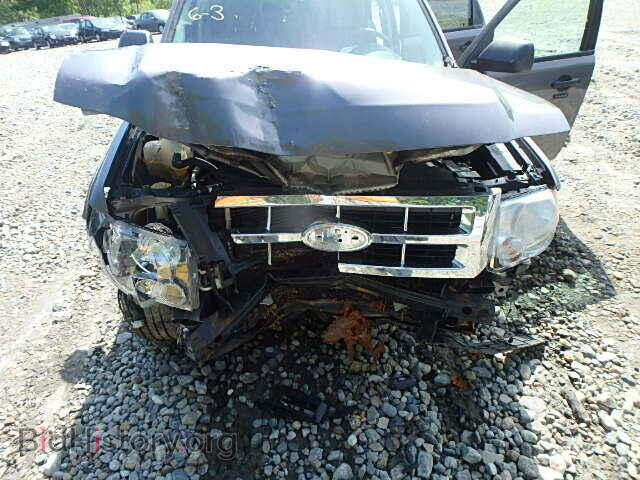 2011 FORD ESCAPE - VIN: 1FMCU9DG0BKA51871 - Фото 9