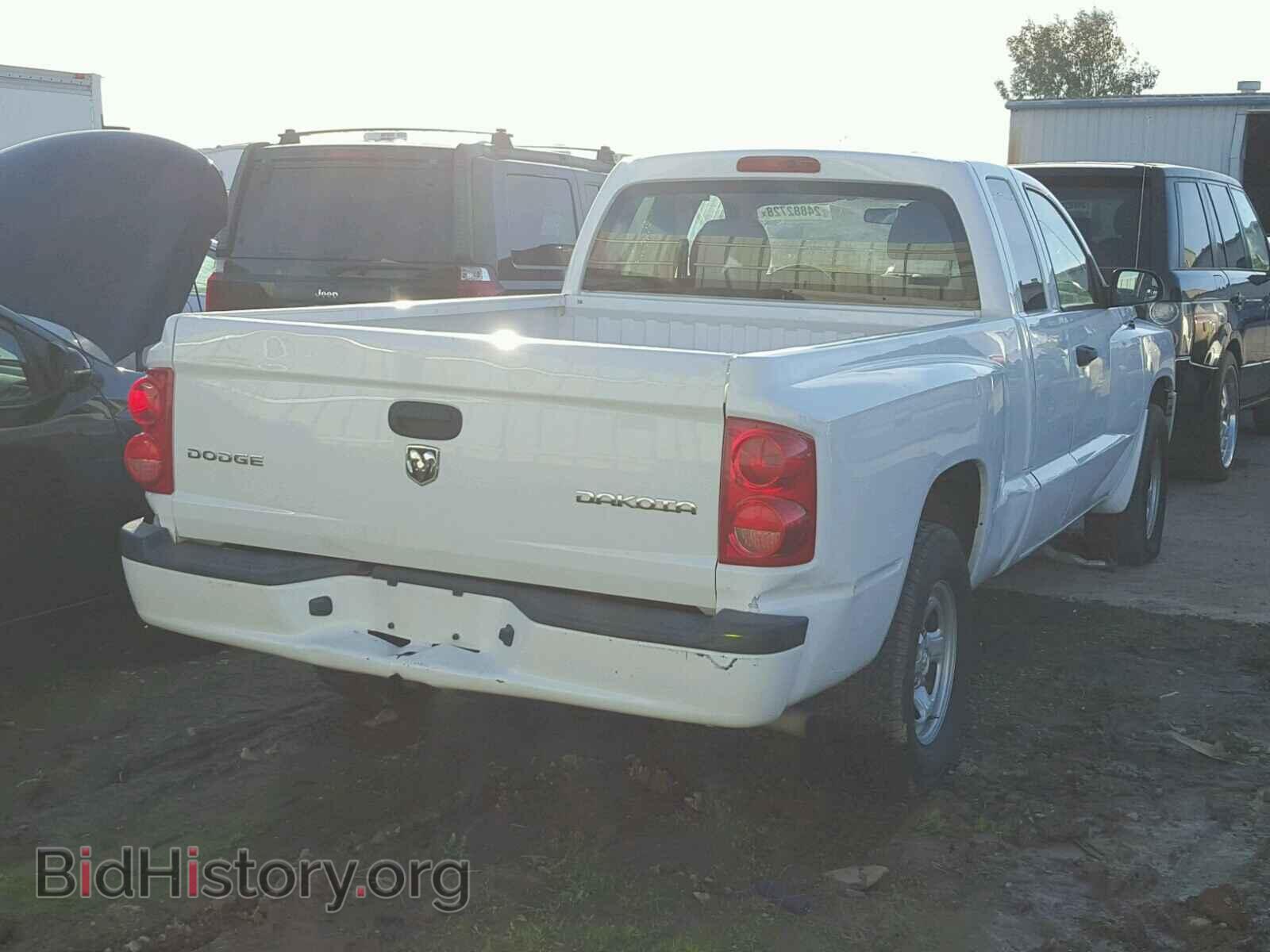2011 DODGE DAKOTA - VIN: 1D7RE2BK2BS666874 - Фото 4