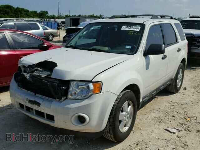2011 FORD ESCAPE - VIN: 1FMCU0C73BKA81153 - Фото 2
