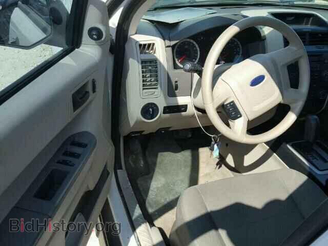 2011 FORD ESCAPE - VIN: 1FMCU0C73BKA81153 - Фото 9