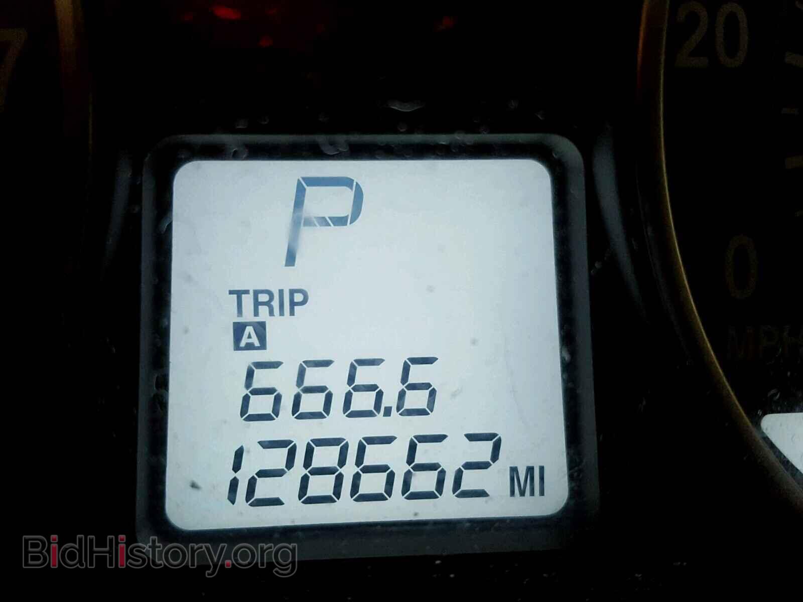 2008 KIA OPTIMA - VIN: KNAGE123085197616 - Фото 8