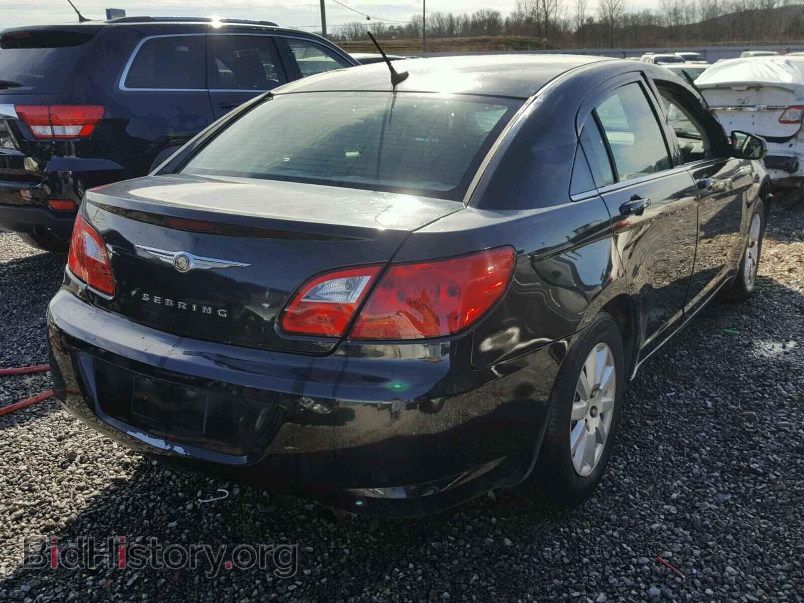 2010 CHRYSLER SEBRING - VIN: 1C3CC4FB1AN208465 - Фото 4