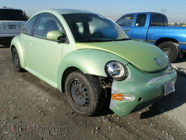 Photo 3VWBC21C1YM463663 - VOLKSWAGEN BEETLE 2000