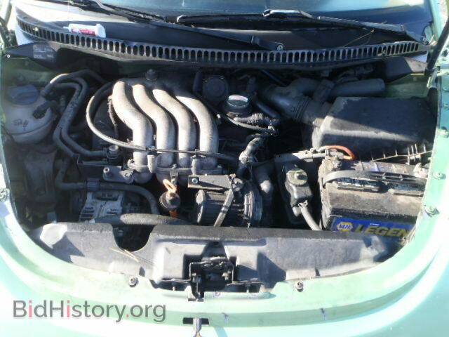 2000 VOLKSWAGEN BEETLE - VIN: 3VWBC21C1YM463663 - Фото 7