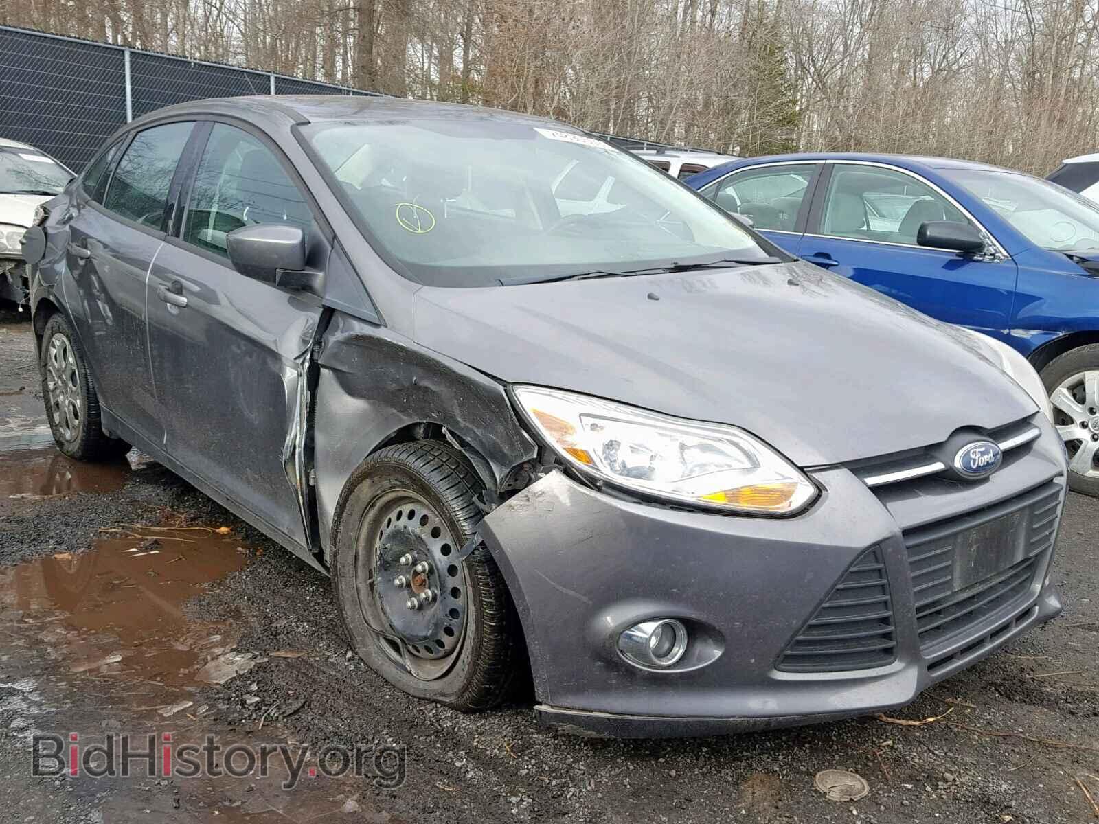 Photo 1FAHP3F21CL311096 - FORD FOCUS SE 2012