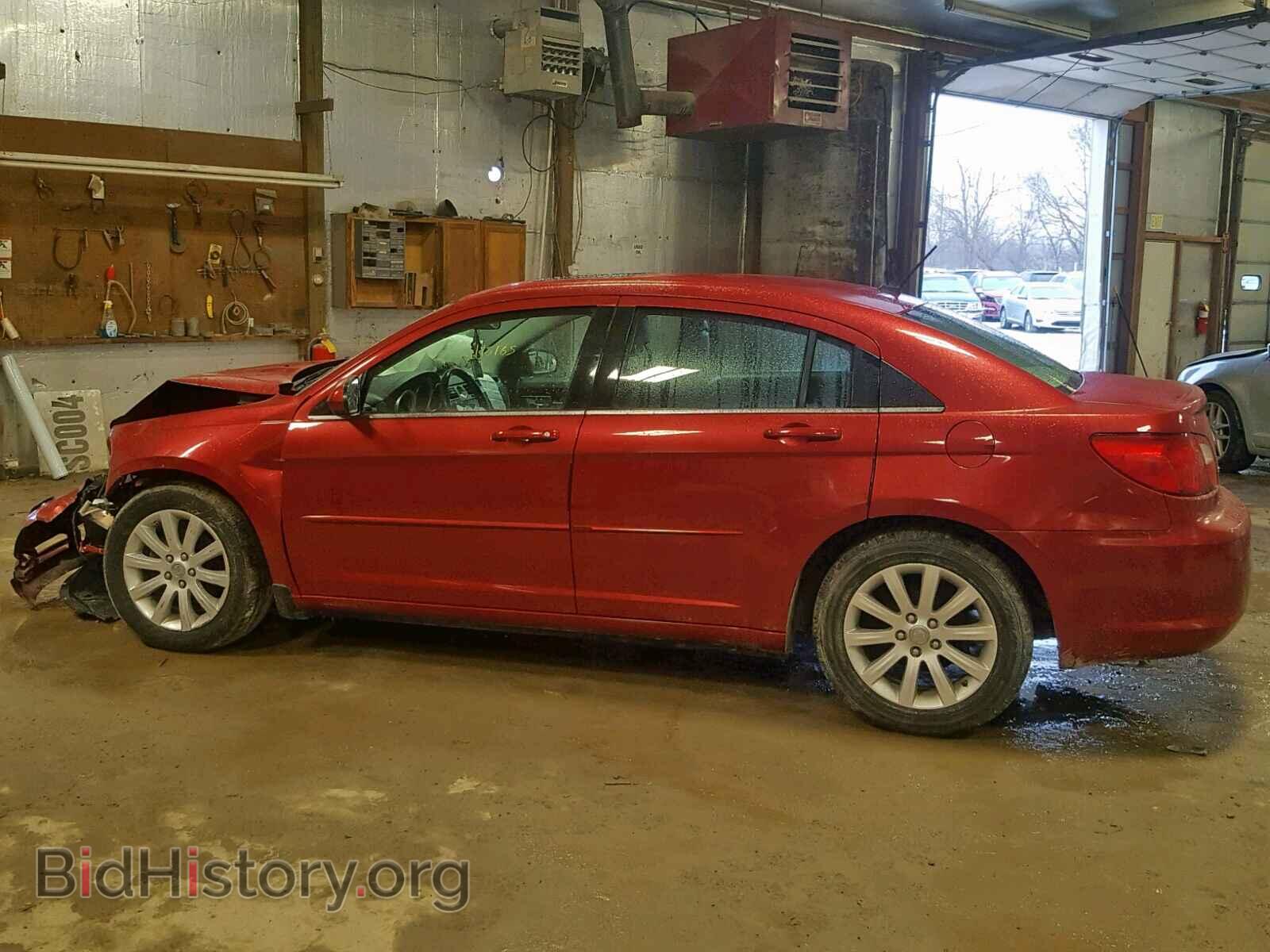 2010 CHRYSLER SEBRING - VIN: 1C3CC5FB6AN191023 - Фото 9