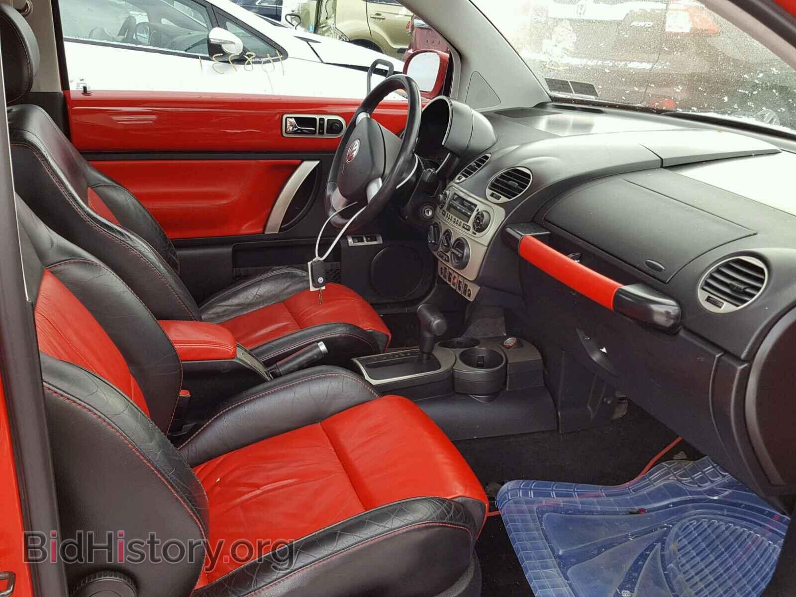2003 VOLKSWAGEN BEETLE - VIN: 3VWCD21C63M439806 - Фото 5