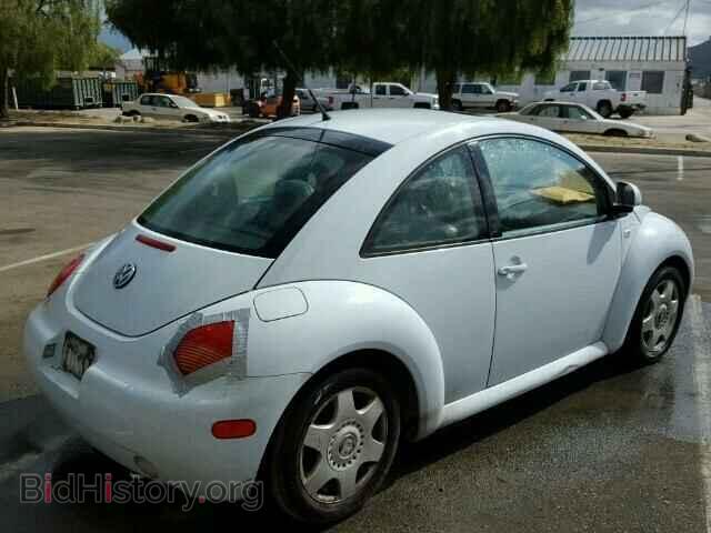 2000 VOLKSWAGEN BEETLE - VIN: 3VWCD21CXYM486859 - Фото 4
