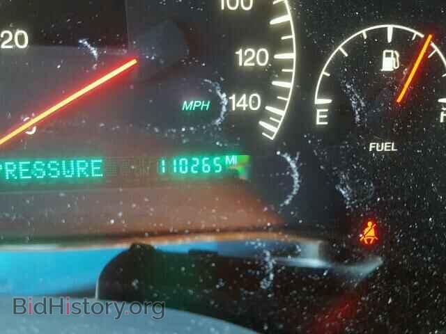 2001 CADILLAC DEVILLE - VIN: 1G6KF57981U121963 - Photo 8