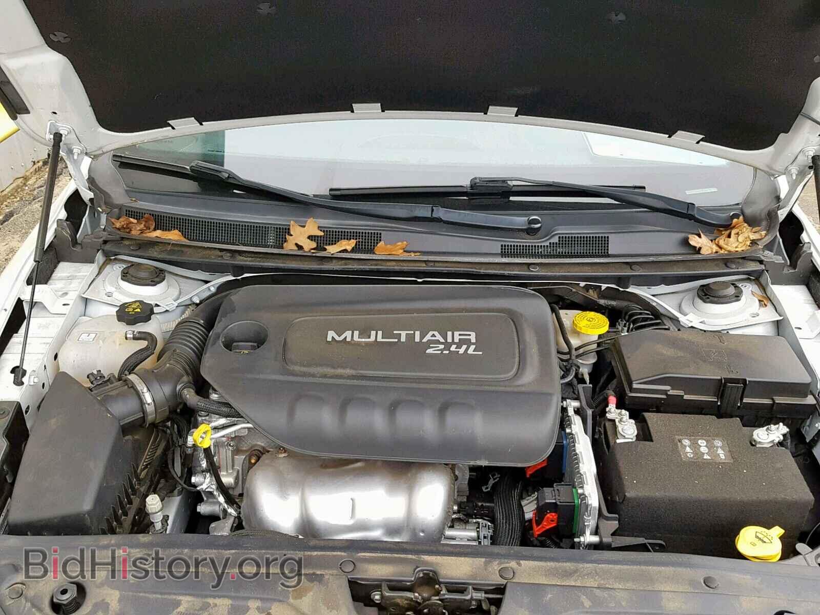 2015 CHRYSLER 200 - VIN: 1C3CCCAB8FN564775 - Photo 7