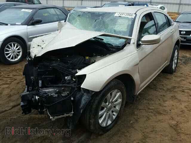 2013 CHRYSLER 200 - VIN: 1C3CCBBB7DN601028 - Фото 2
