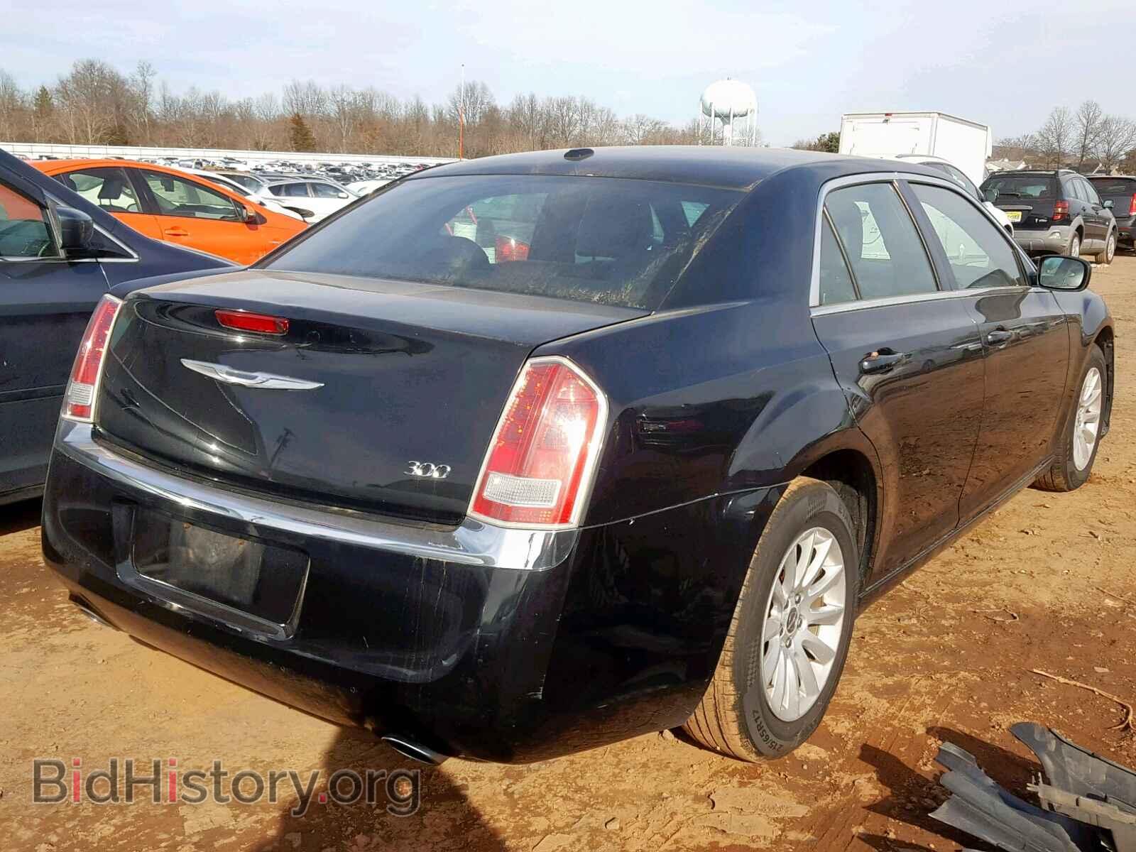 2014 CHRYSLER 300 - VIN: 2C3CCAAG6EH103646 - Фото 4
