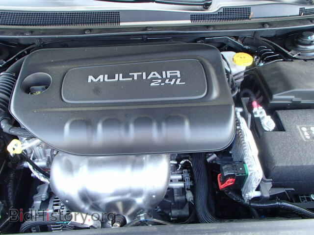 2015 CHRYSLER 200 - VIN: 1C3CCCABXFN504352 - Photo 7