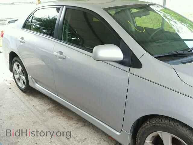 2011 TOYOTA COROLLA - VIN: 2T1BU4EE5BC724655 - Фото 9