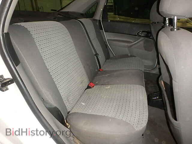 2007 FORD FOCUS - VIN: 1FAFP34N87W105976 - Фото 6