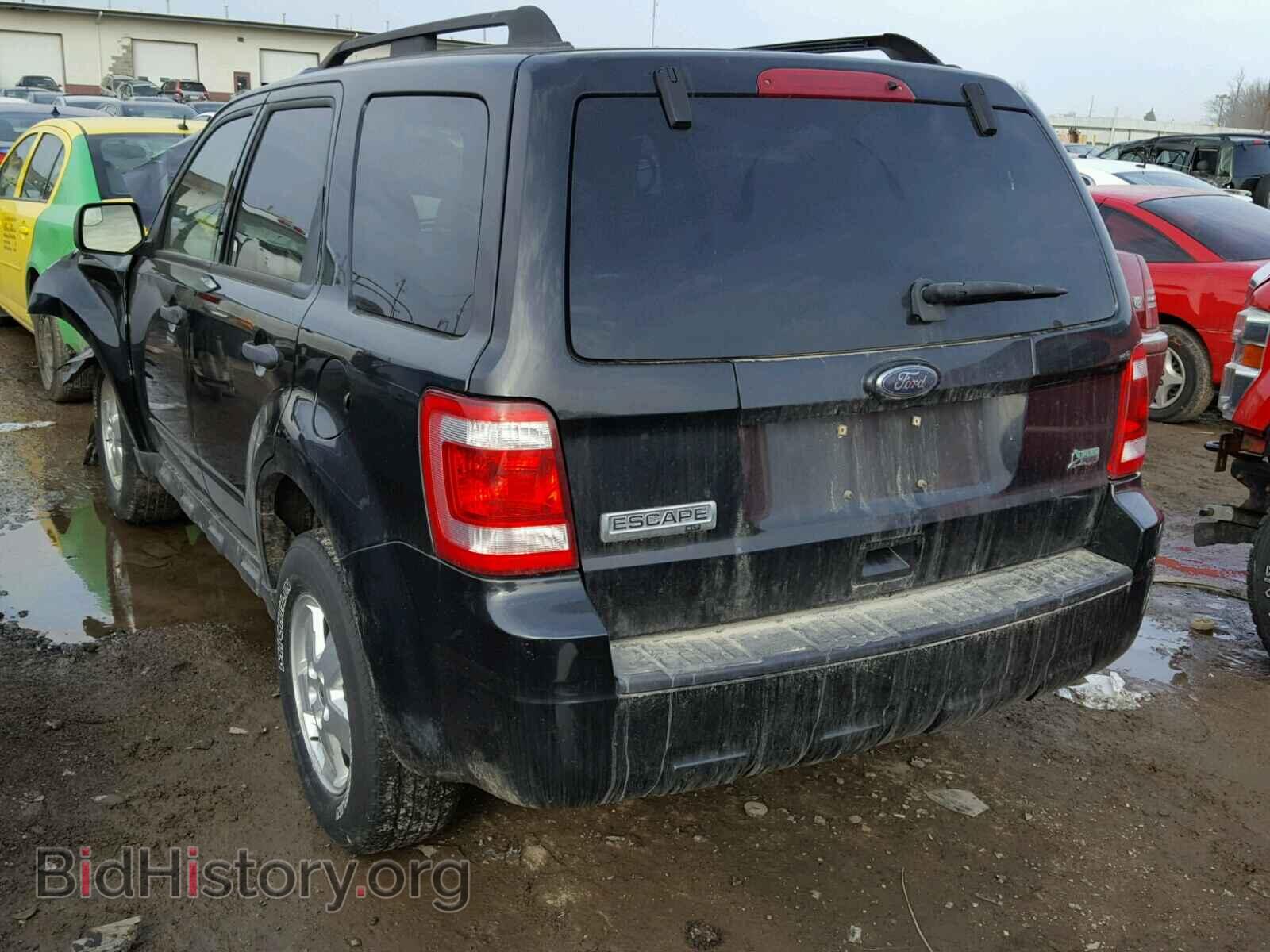 2011 FORD ESCAPE - VIN: 1FMCU9DG3BKA48625 - Фото 3