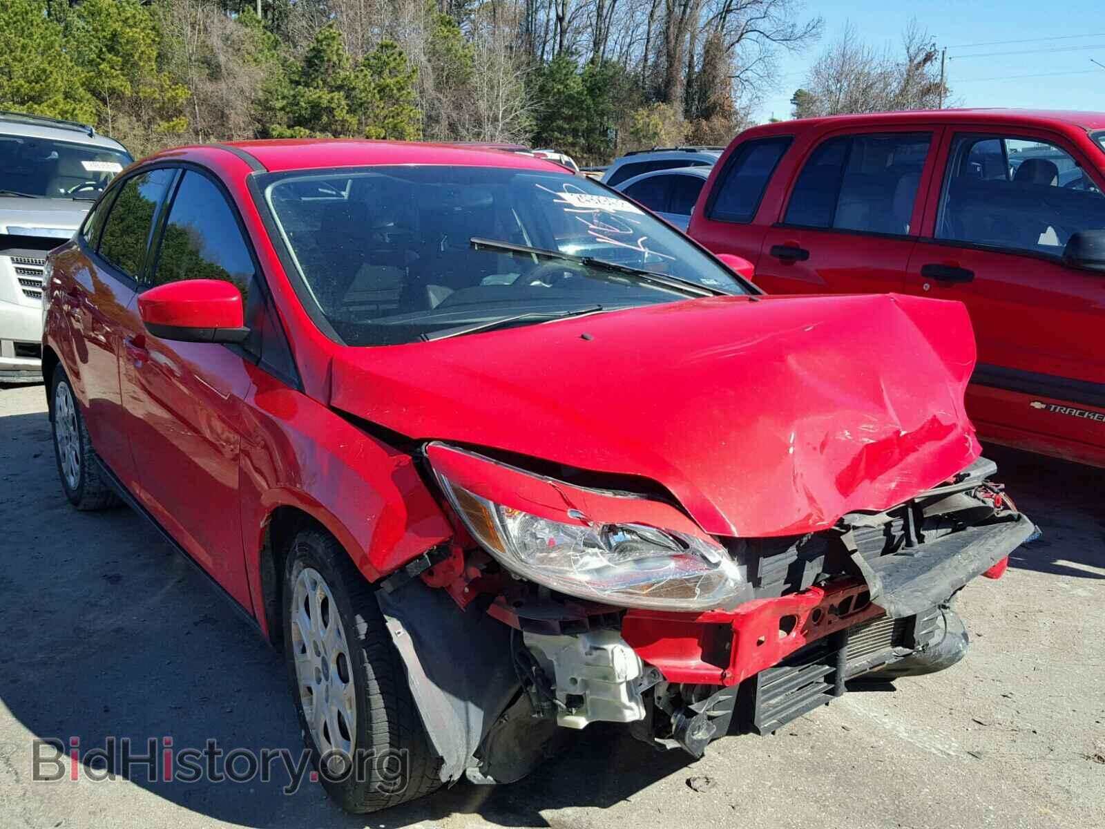 Photo 1FAHP3F27CL274930 - FORD FOCUS 2012