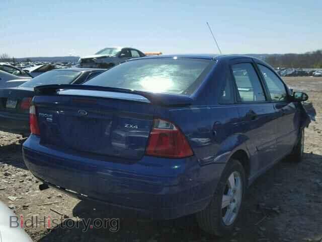 2005 FORD FOCUS - VIN: 1FAFP34N05W200321 - Фото 4