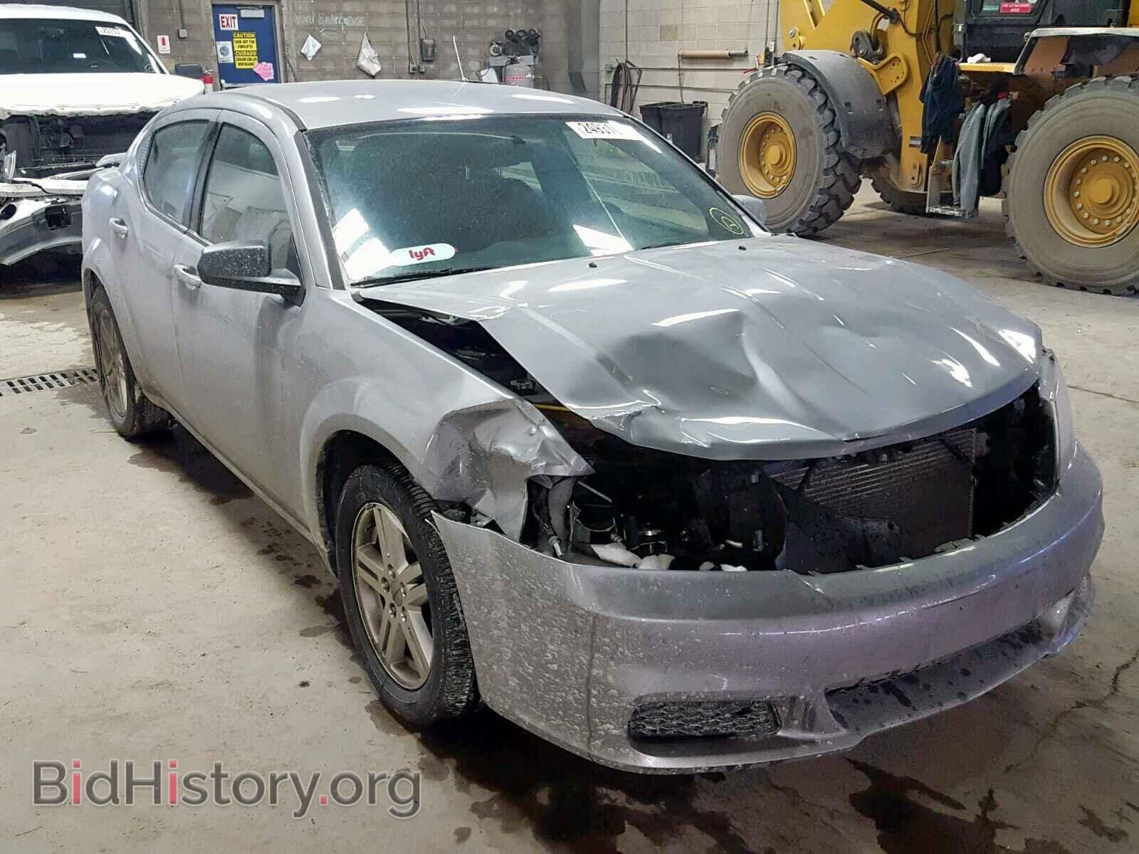 Photo  - DODGE AVENGER 2013